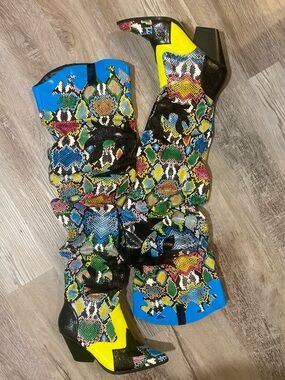Cape Robbin Woman's Snake Print Slouchy Thigh High Cowboy Boots Chunky Heel 9
